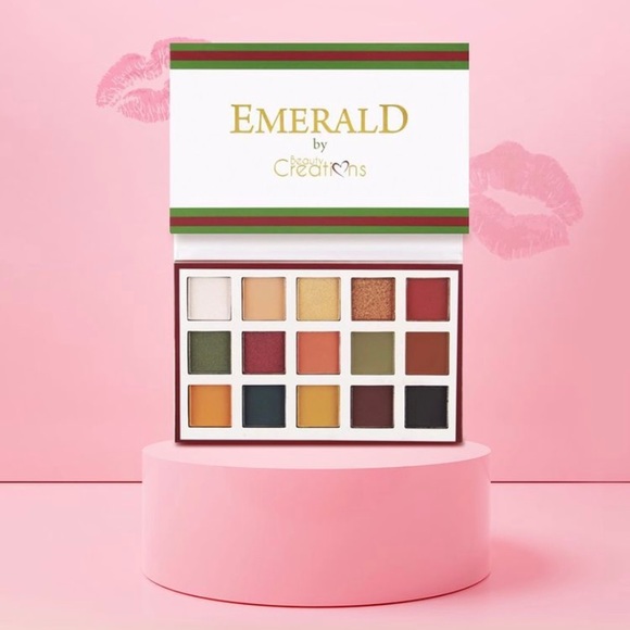 Emerald eyeshadow palette - Picture 2 of 2